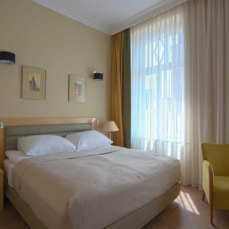 Brass Suites Łódź Exteriör bild