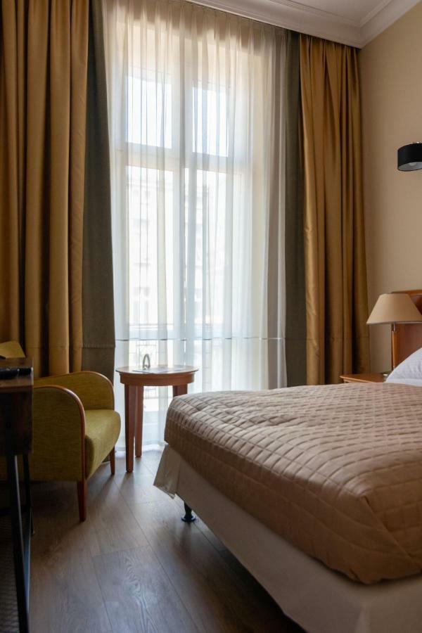 Brass Suites Łódź Exteriör bild