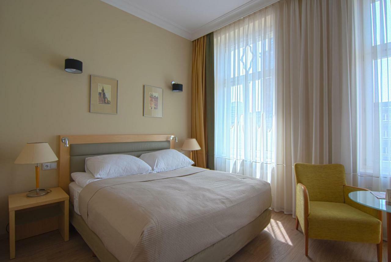 Brass Suites Łódź Exteriör bild