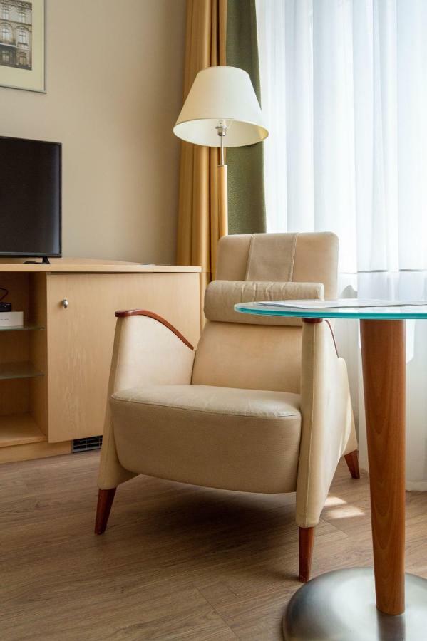 Brass Suites Łódź Exteriör bild