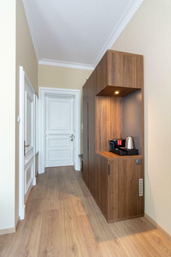 Brass Suites Łódź Exteriör bild