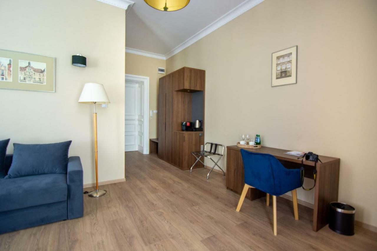 Brass Suites Łódź Exteriör bild