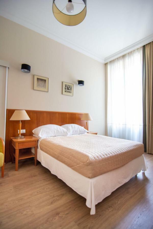 Brass Suites Łódź Exteriör bild